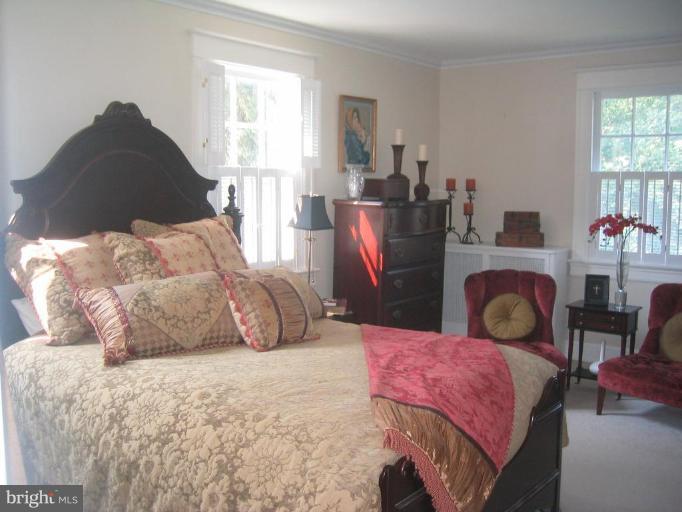 714 West Braddock Road Alexandria, VA 22302 - Photo 7 of 16 Bedroom #1