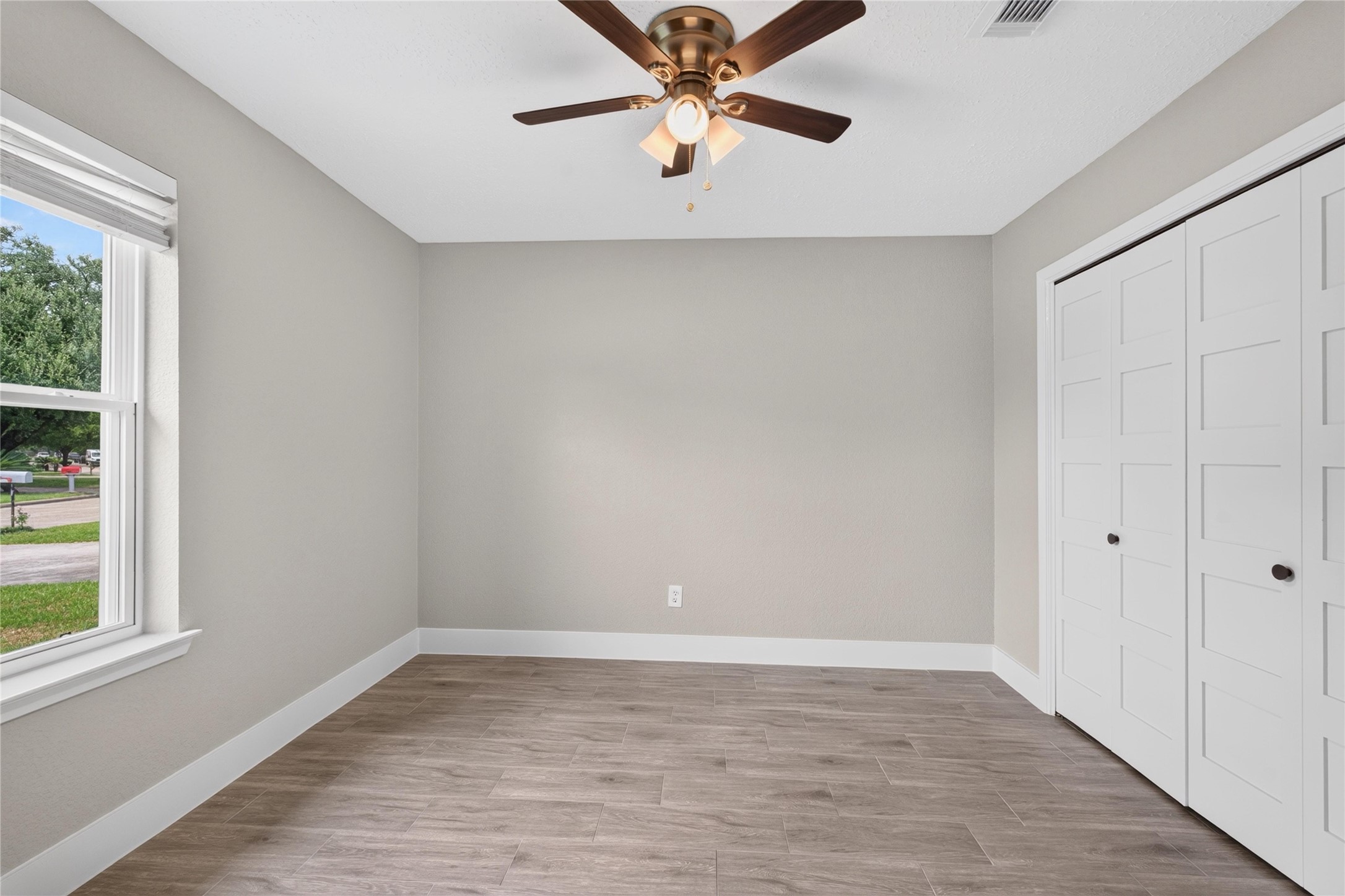 11726 Old Telegraph Road Houston, TX 77067 - Photo 15 of 29 Gallery Image 15