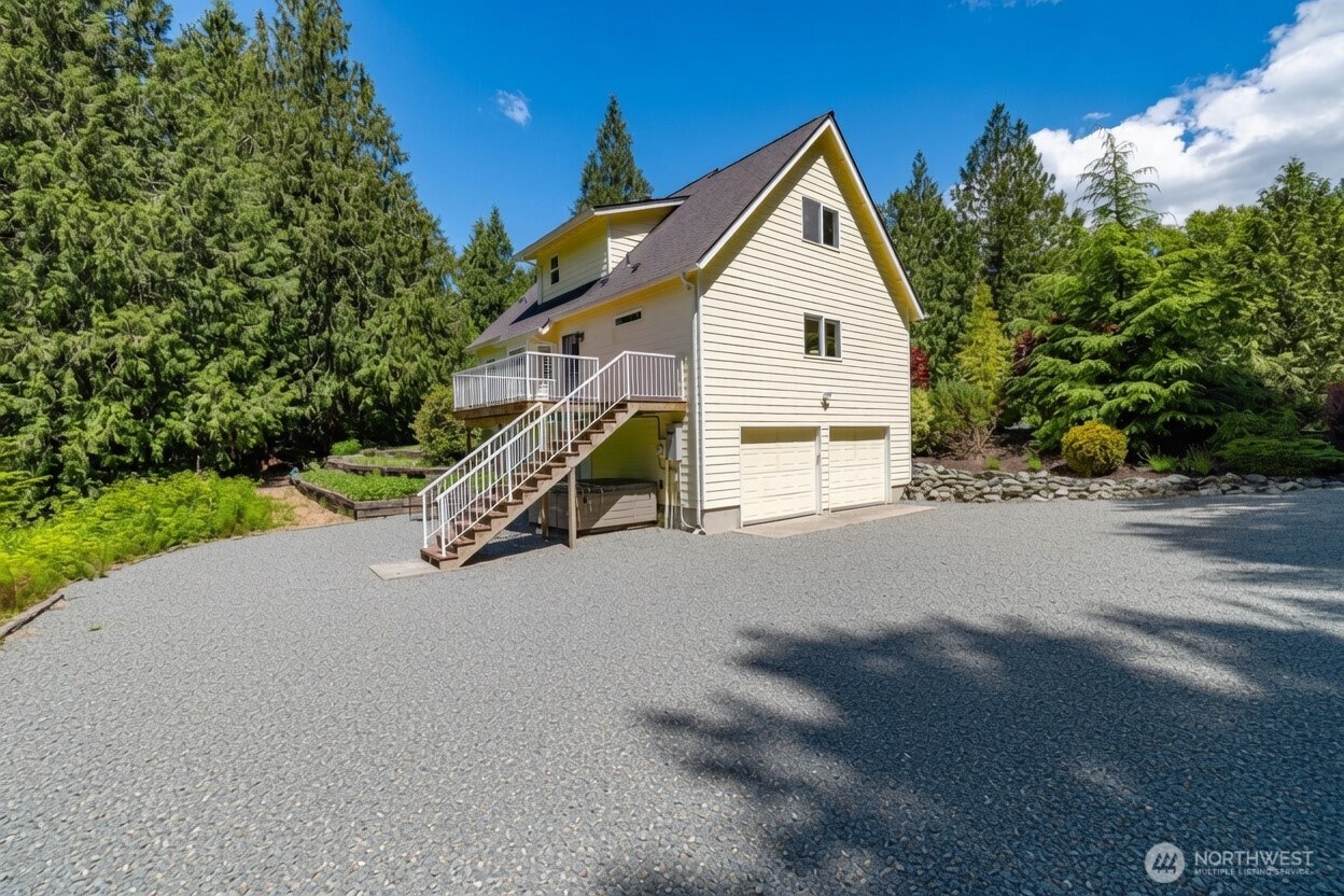 2722 Butler Creek Road Sedro-Woolley, WA 98284 - Photo 2 of 40