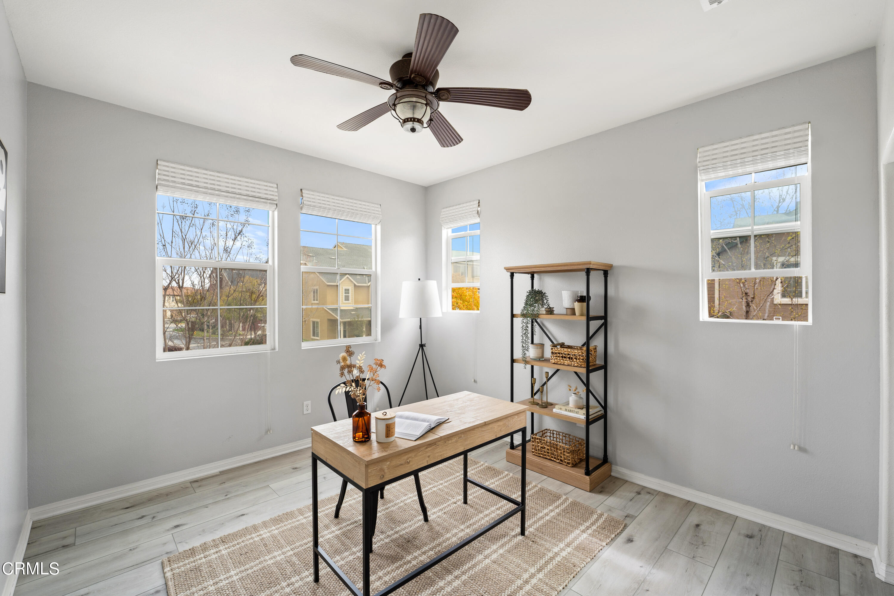 3014 North Oxnard Boulevard Oxnard, CA 93036 - Photo 11 of 20 3014 N. Oxnard Blvd MLS -29