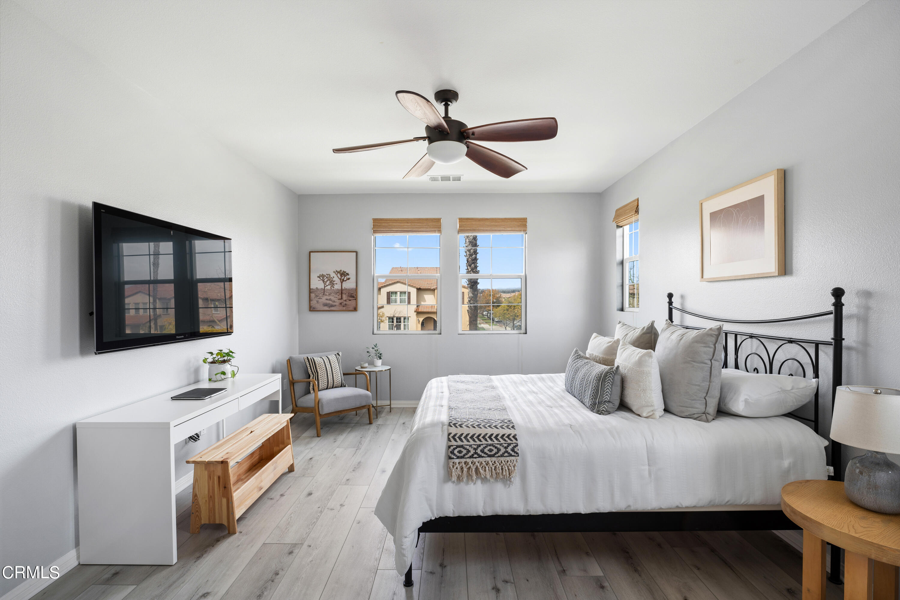 3014 North Oxnard Boulevard Oxnard, CA 93036 - Photo 8 of 20 3014 N. Oxnard Blvd MLS -36