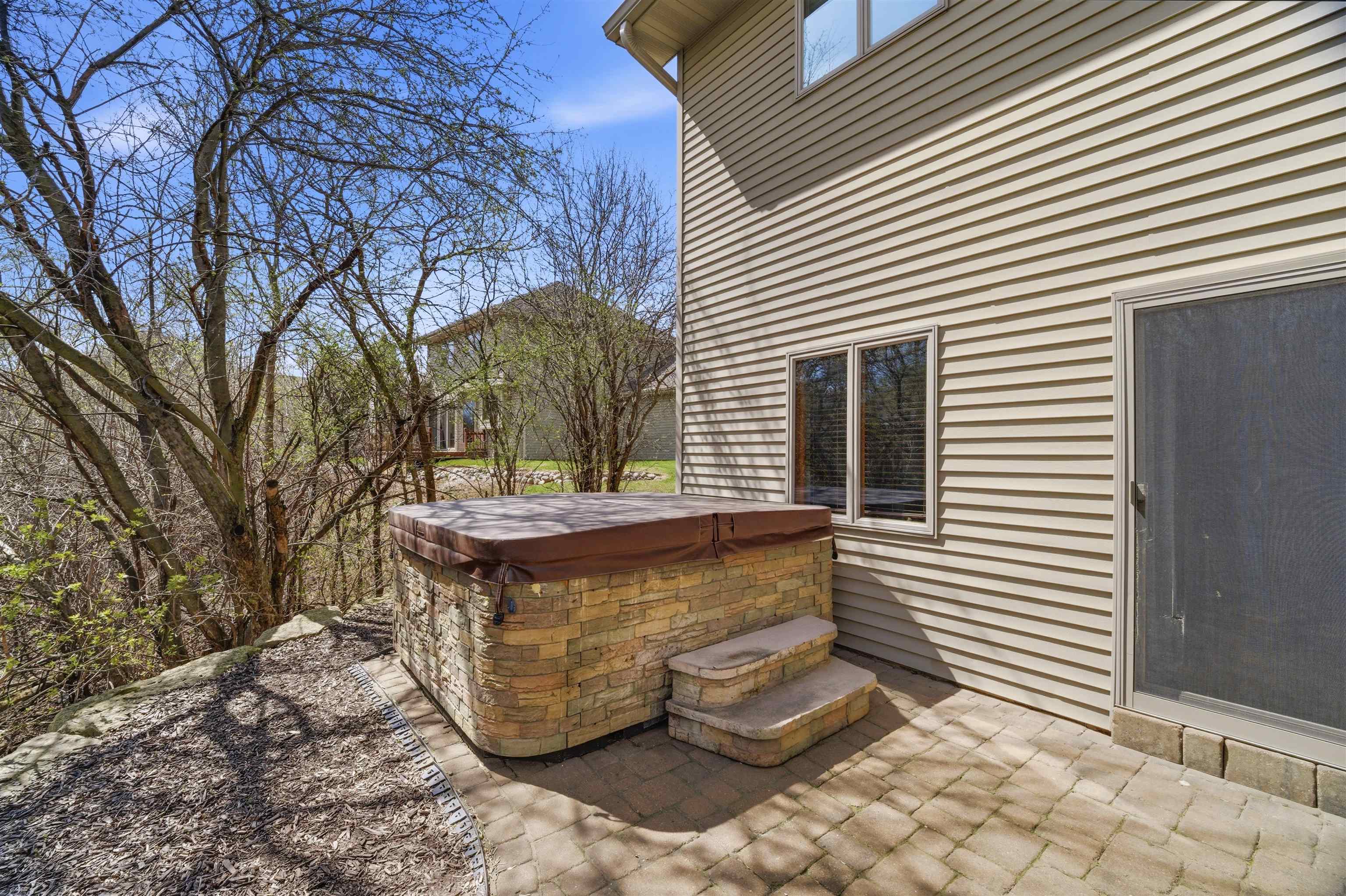 118 Shalimar Court Combined Locks, WI 54113 - Photo 49 of 63