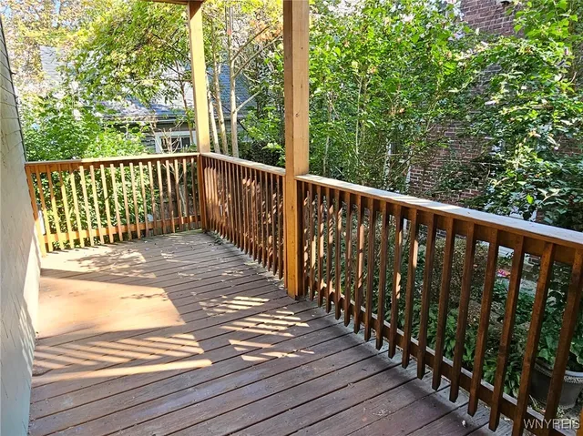 $1,250 | 242 Bryant Street, Unit 2B, Buffalo, NY 14222