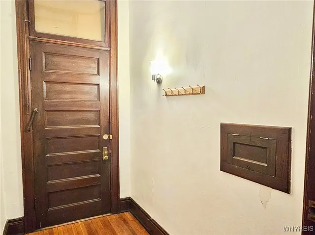 $1,250 | 242 Bryant Street, Unit 2B, Buffalo, NY 14222