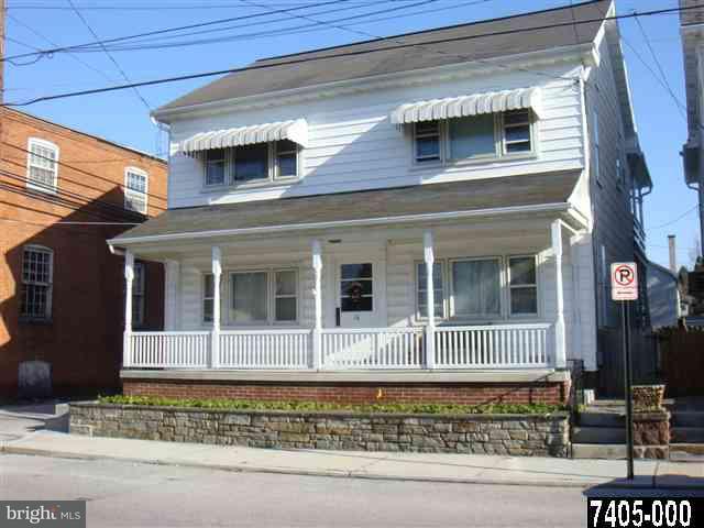 16 West Middle Street Hanover, PA 17331 - Photo 1 of 17 Gallery Image 1