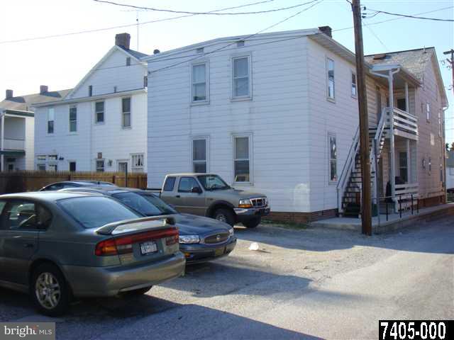 16 West Middle Street Hanover, PA 17331 - Photo 3 of 17 Gallery Image 3