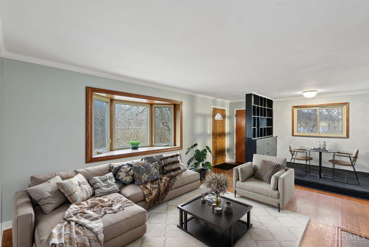 5258 Shepherd Road Cincinnati, OH 45223 - Photo 8 of 43