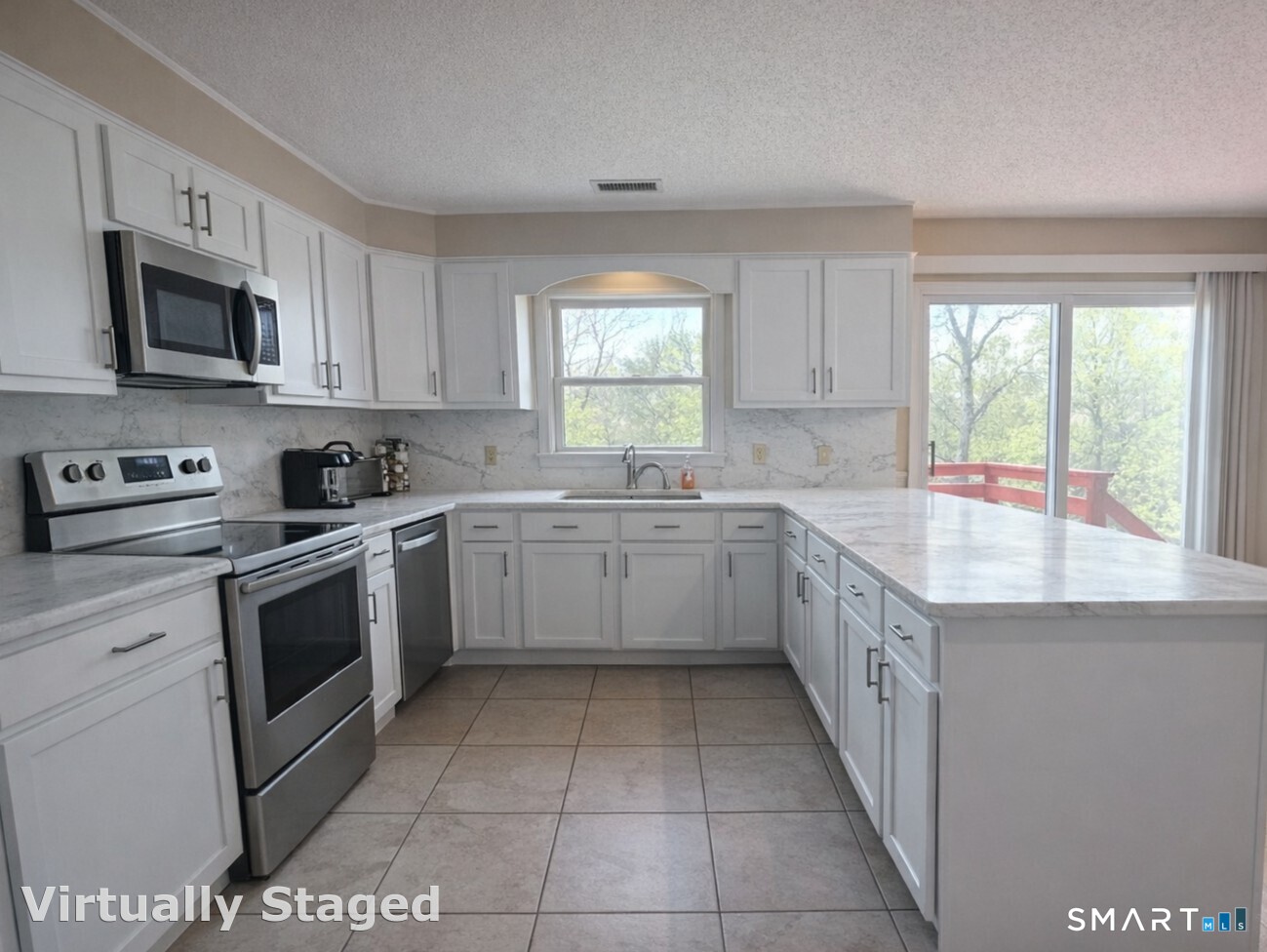 39 Charcoal Ridge Road East New Fairfield, CT 06812 - Photo 6 of 21