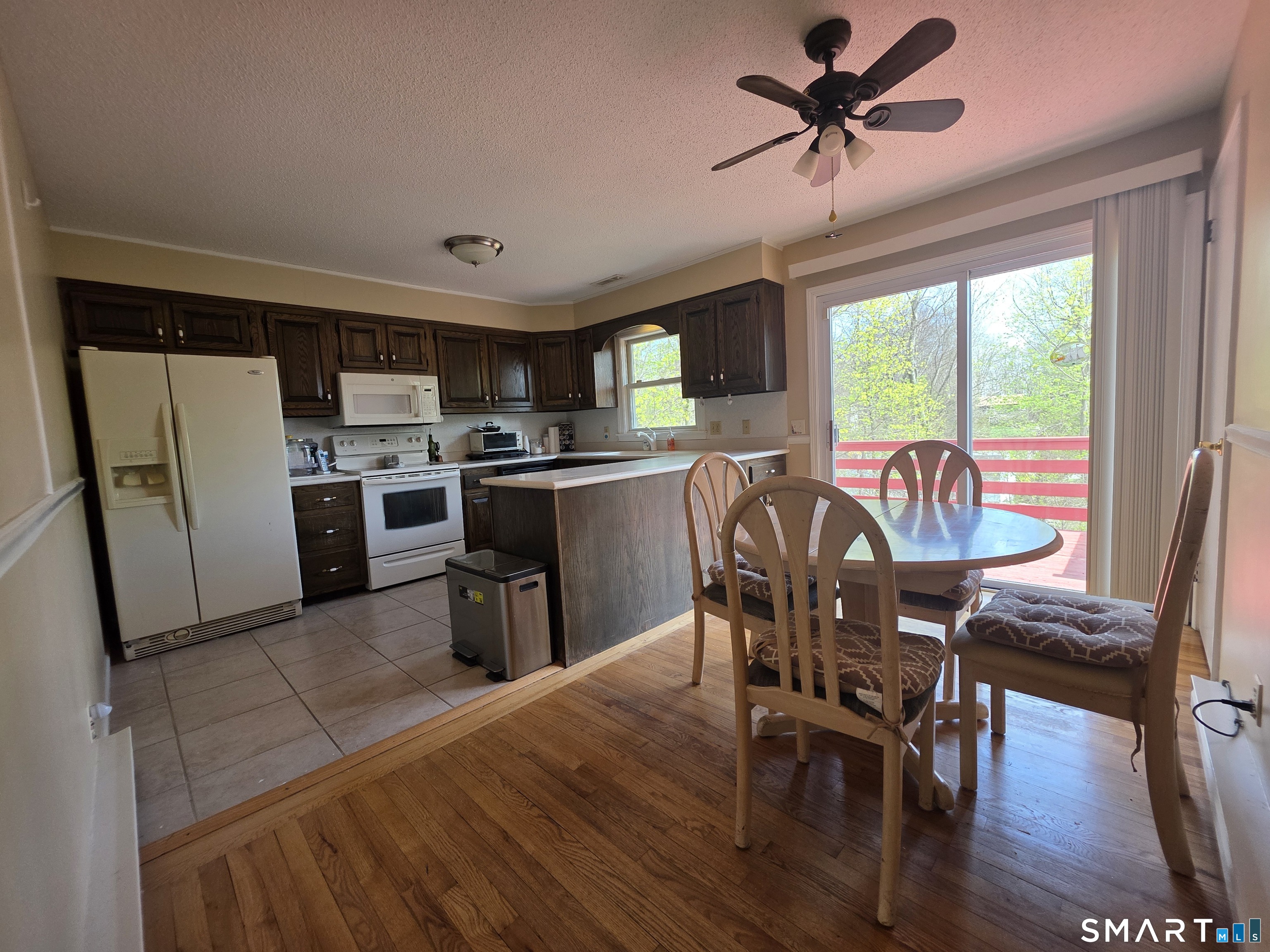 39 Charcoal Ridge Road East New Fairfield, CT 06812 - Photo 7 of 21