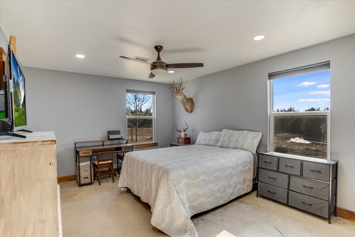 5450 County Road 202 Lampasas, TX 76550 - Photo 23 of 35 Bedroom featuring ceiling fan