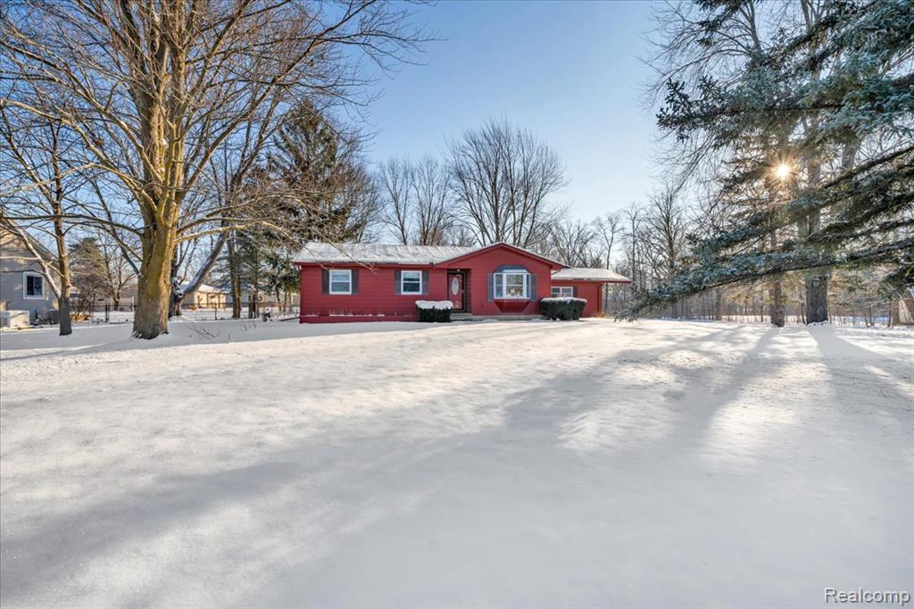 9169 Graytrax Road Grand Blanc, MI 48439 - Photo 6 of 41 Gallery Image 6