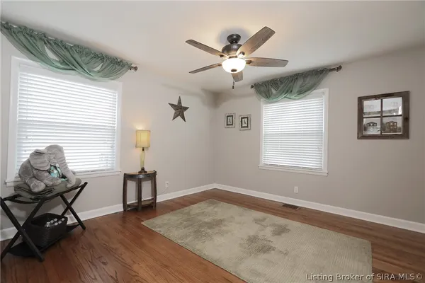 $460,000 | 1705 Crestview Drive, New Albany, IN 47150
