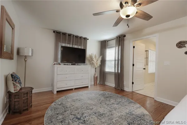 $460,000 | 1705 Crestview Drive, New Albany, IN 47150