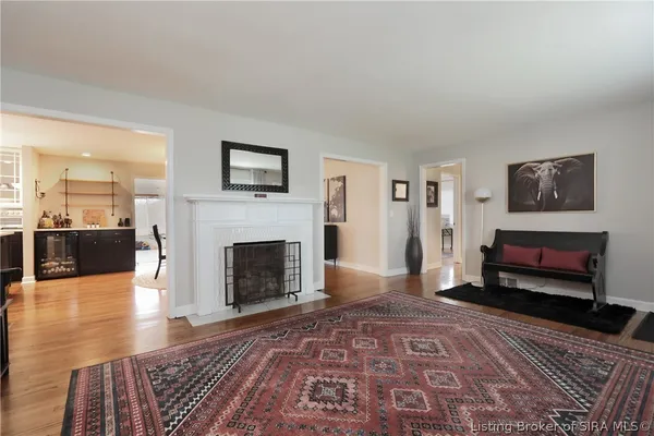 $460,000 | 1705 Crestview Drive, New Albany, IN 47150