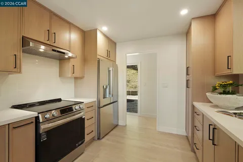 $1,949,000 | 3233 Lucas Circle, Lafayette, CA 94549