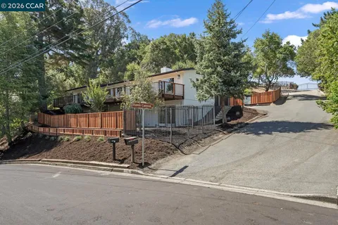 $1,949,000 | 3233 Lucas Circle, Lafayette, CA 94549