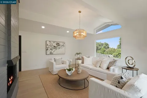 $1,949,000 | 3233 Lucas Circle, Lafayette, CA 94549