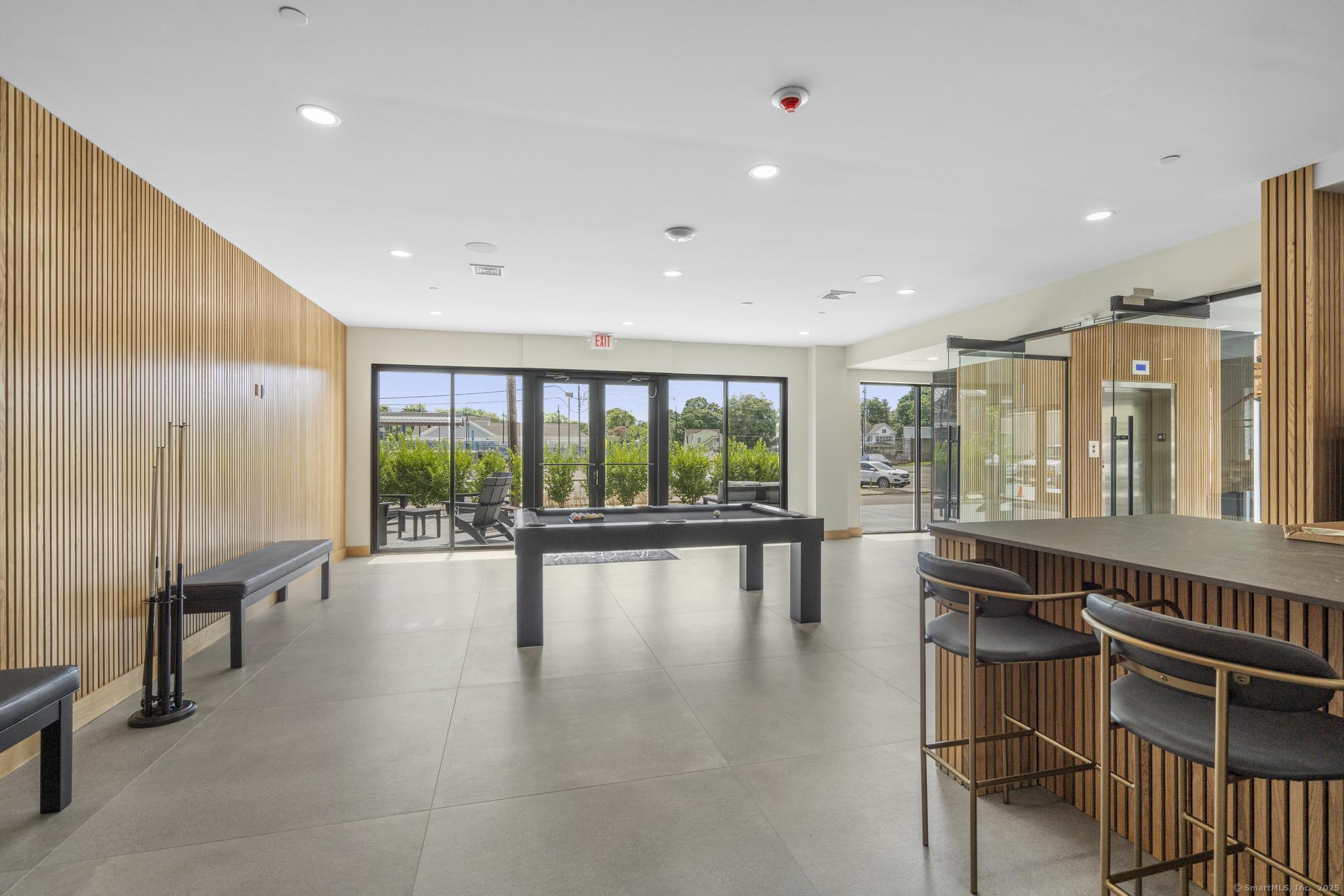 9 John Street Clinton, CT 06413 - Photo 5 of 18