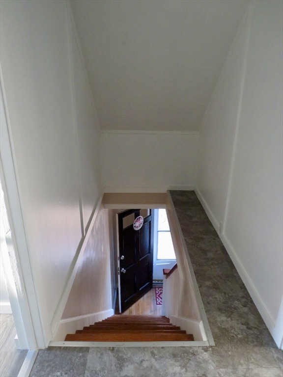 39 Balfour Drive Springfield, MA 01118 - Photo 20 of 37
