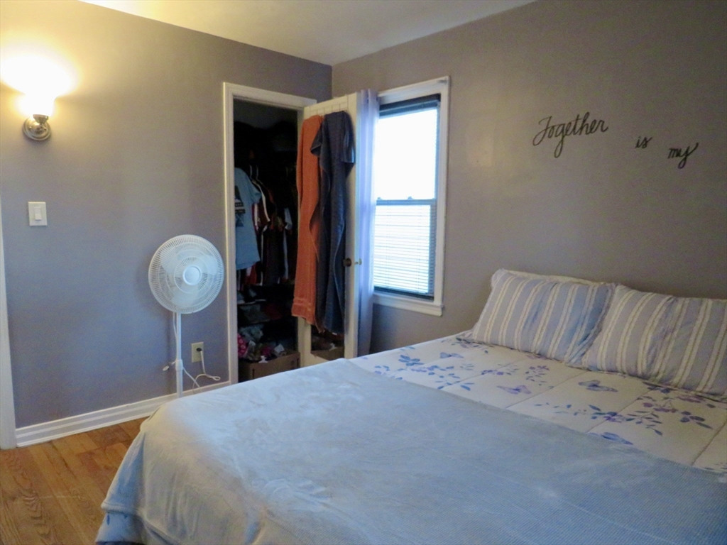 39 Balfour Drive Springfield, MA 01118 - Photo 23 of 37