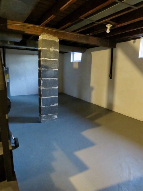 39 Balfour Drive Springfield, MA 01118 - Photo 34 of 37