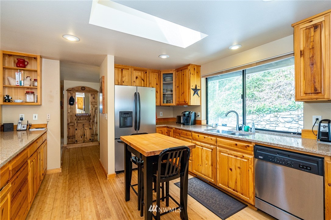 2500 Spencer Road Salkum, WA 98582 - Photo 16 of 40 Gallery Image 16