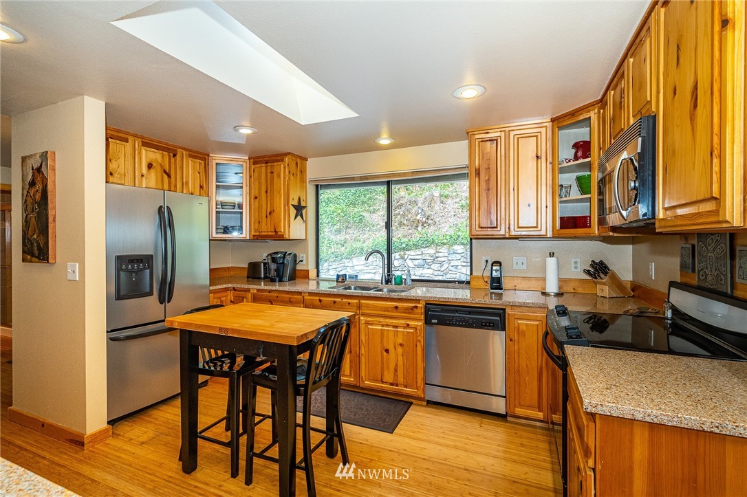 2500 Spencer Road Salkum, WA 98582 - Photo 17 of 40 Gallery Image 17