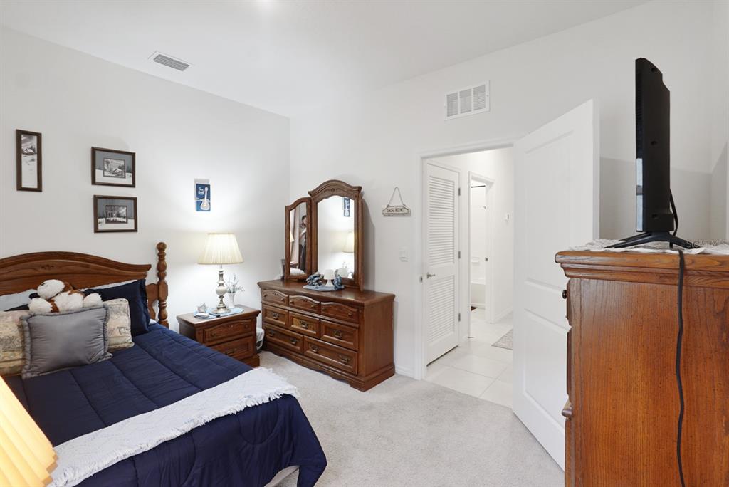 5464 Northwest 46th Lane Road Ocala, FL 34482 - Photo 10 of 58