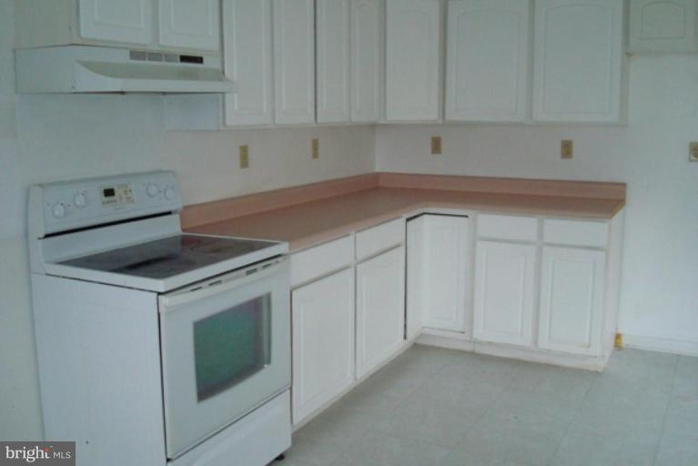 643 Andrews Road Aberdeen, MD 21001 - Photo 3 of 5 Kitchen