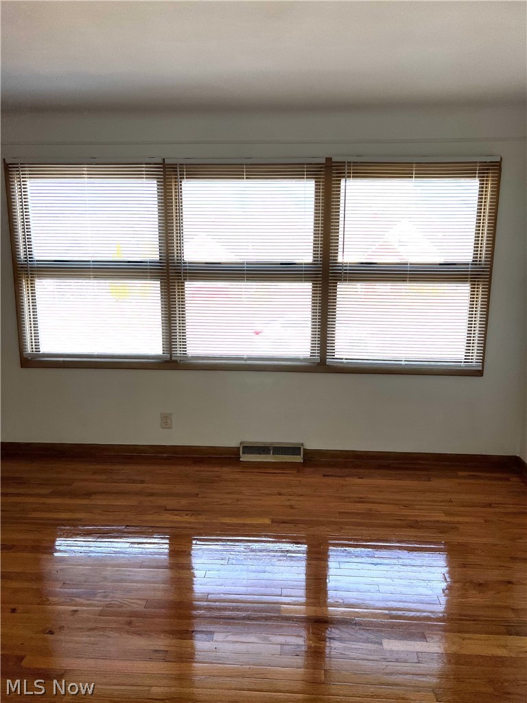 9520 Alexander Road Garfield Heights, OH 44125 - Photo 7 of 20 Gallery Image 7