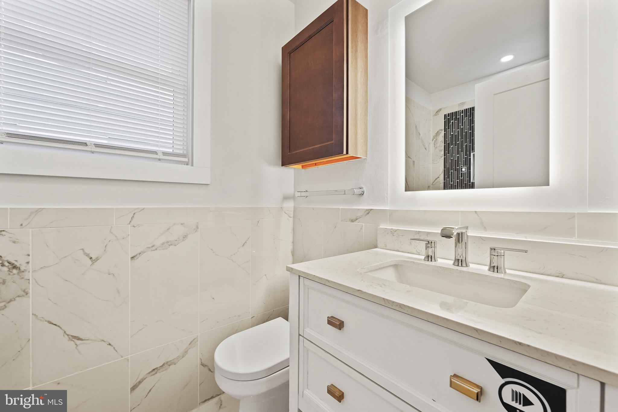 2207 Rand Place Northeast Washington, DC 20002 - Photo 23 of 57 Main level Full Bathroom