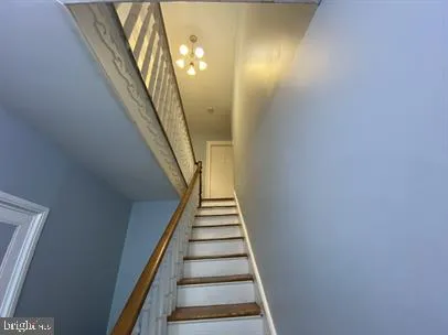 $1,595 | 604 Caroline Street, Unit 1, Fredericksburg, VA 22401