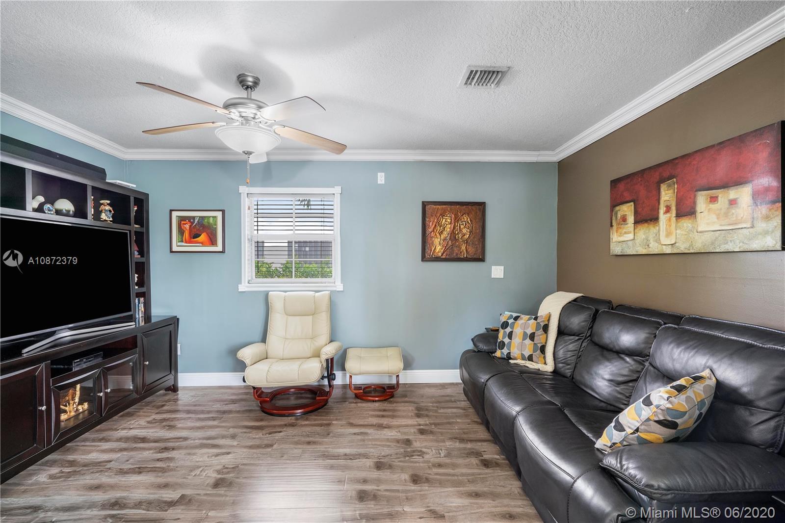 23283 Cedar Hollow Way Boca Raton, FL 33433 - Photo 14 of 33 Gallery Image 14