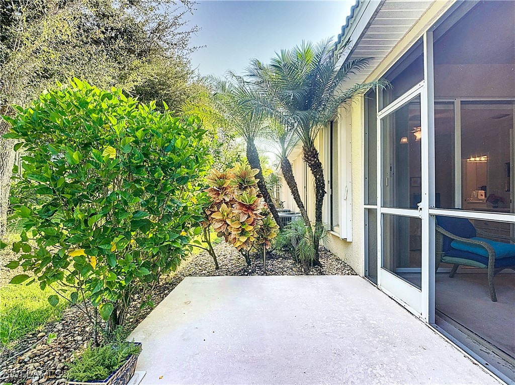 3600 Rue Alec Loop, Unit 4 North Fort Myers, FL 33917 - Photo 27 of 40 a view of a backyard of the house