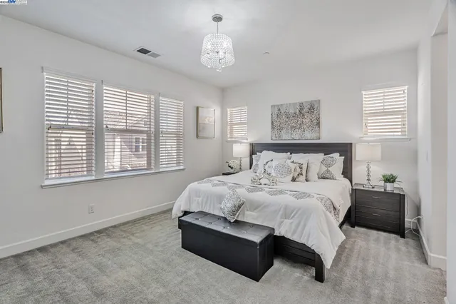 $1,248,800 | 705 Cannery Place, San Jose, CA 95112