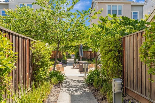 $1,248,800 | 705 Cannery Place, San Jose, CA 95112