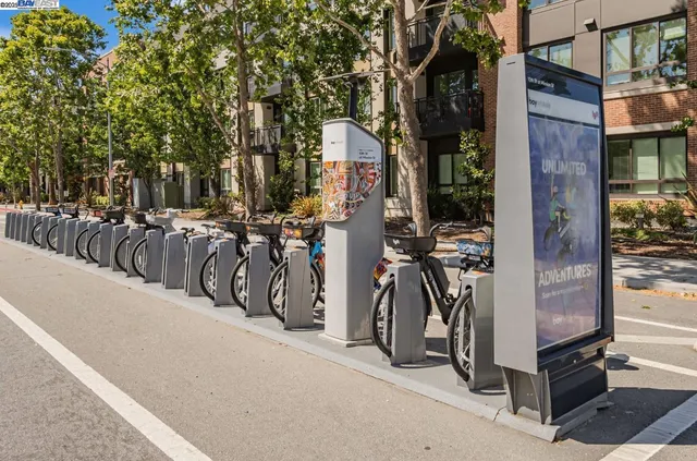 $1,248,800 | 705 Cannery Place, San Jose, CA 95112