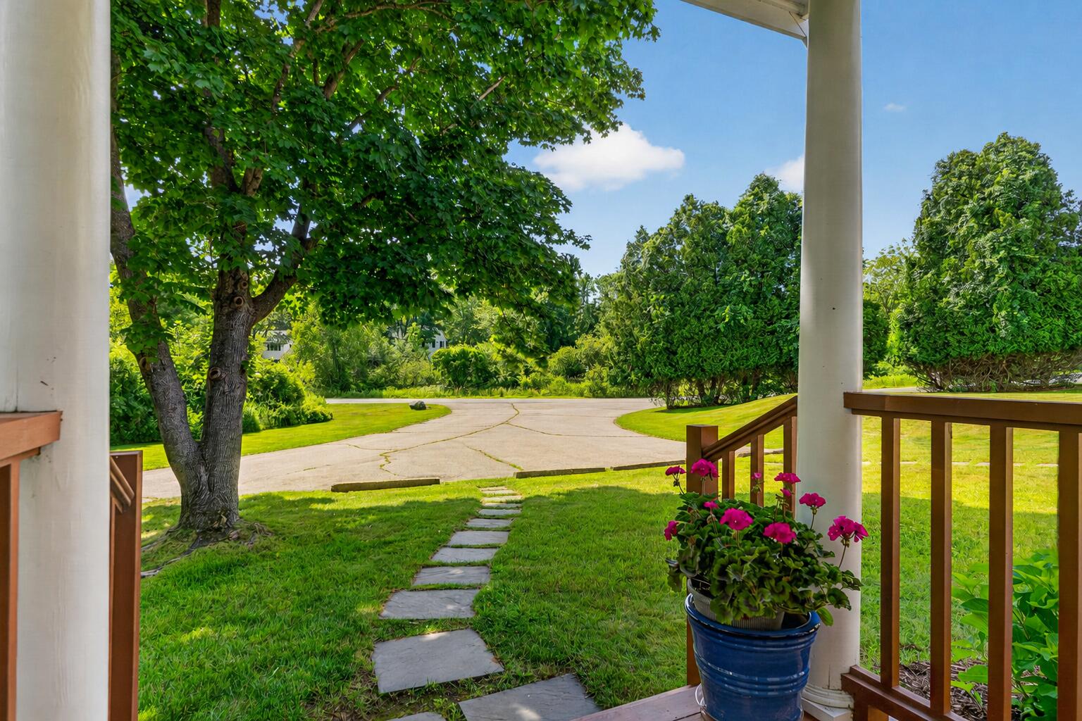17 Woodside Meadow Road, Unit 7 York, ME 03909 - Photo 9 of 63 17 Woodside Meadow Rd, #7, York