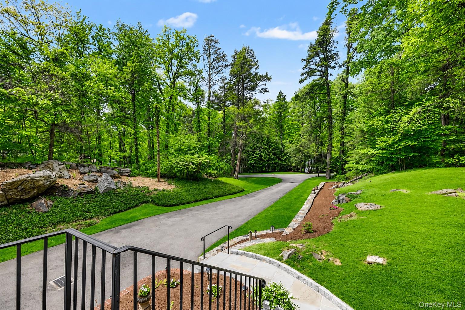 28 Valley View Road Chappaqua, NY 10514 - Photo 39 of 43
