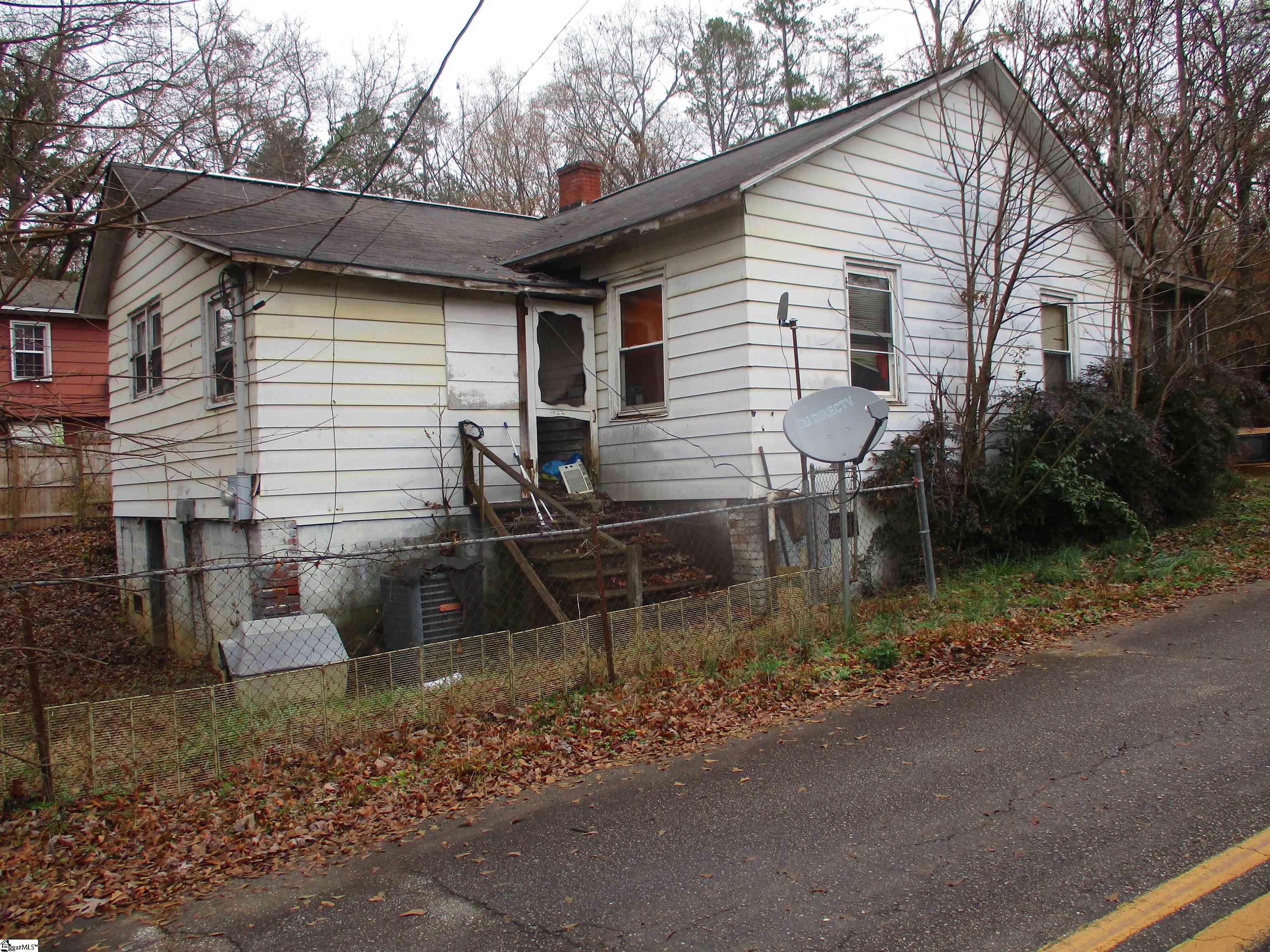 310 Lexington Street Chesnee, SC 29323 - Photo 2 of 7