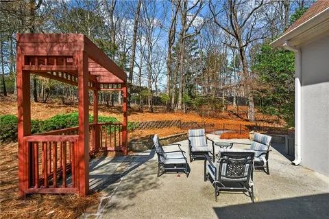 $1,299,000 | 10640 North Edgewater Place, Johns Creek, GA 30097