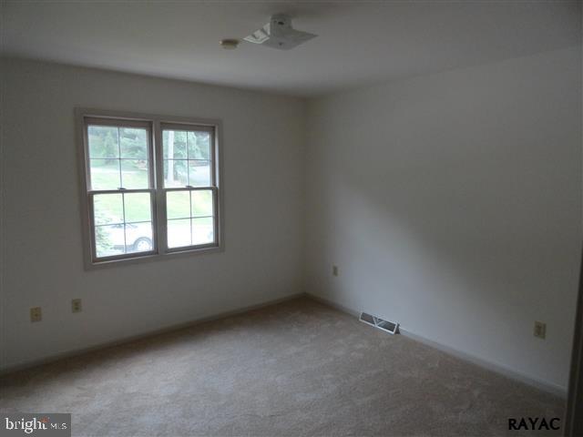 605 Woodside Road York, PA 17406 - Photo 17 of 22 Gallery Image 17