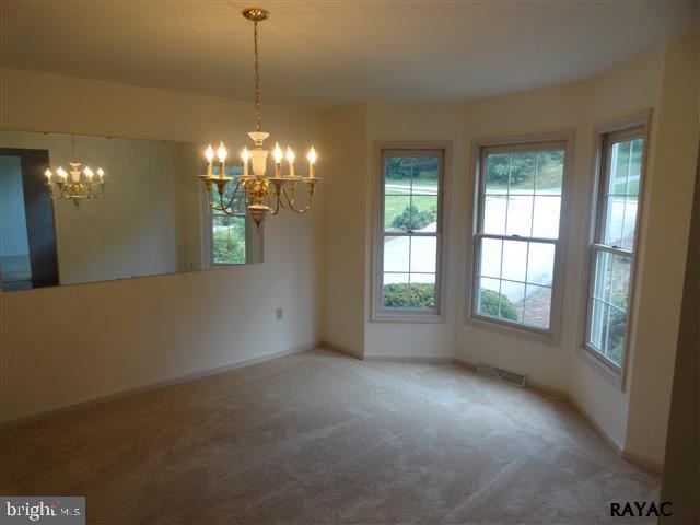 605 Woodside Road York, PA 17406 - Photo 5 of 22 Gallery Image 5
