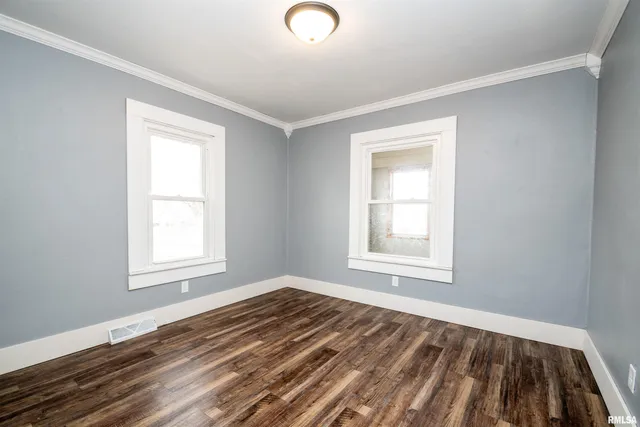 $115,000 | 418 Charles Street, Pekin, IL 61554