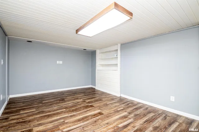 $115,000 | 418 Charles Street, Pekin, IL 61554