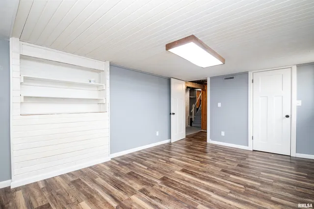 $115,000 | 418 Charles Street, Pekin, IL 61554