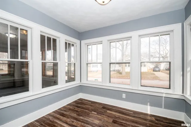 $115,000 | 418 Charles Street, Pekin, IL 61554