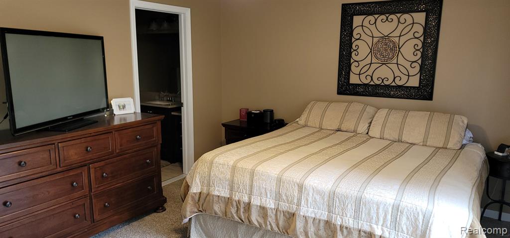 1520 Hidden Valley Lane Rochester Hills, MI 48306 - Photo 20 of 29