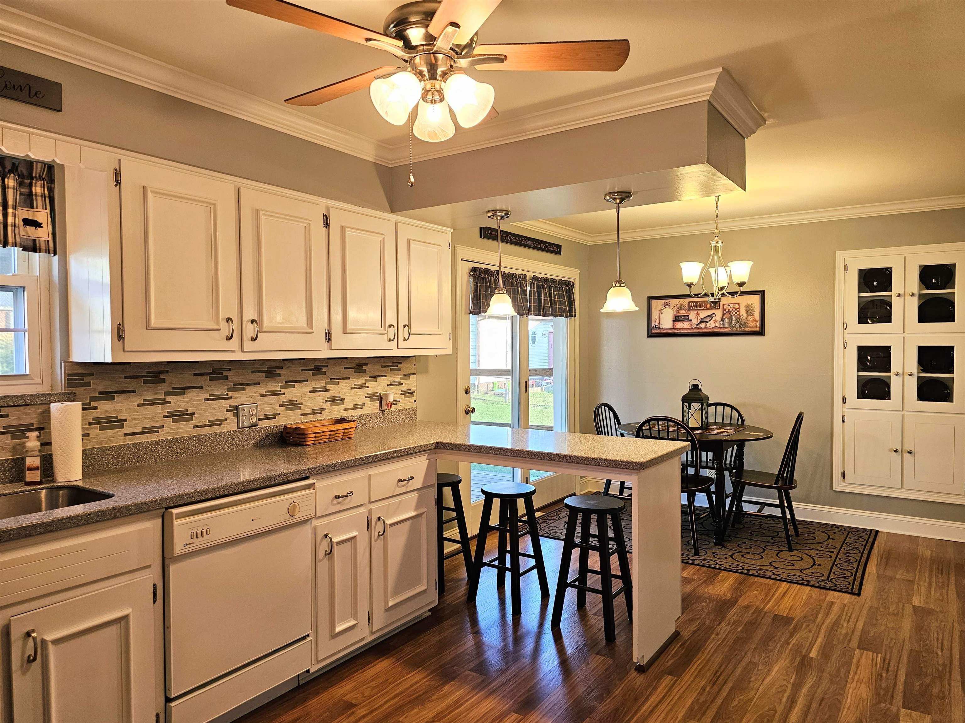 10865 Huntington Road Gallipolis Ferry, WV 25515 - Photo 11 of 32 Gallery Image 11