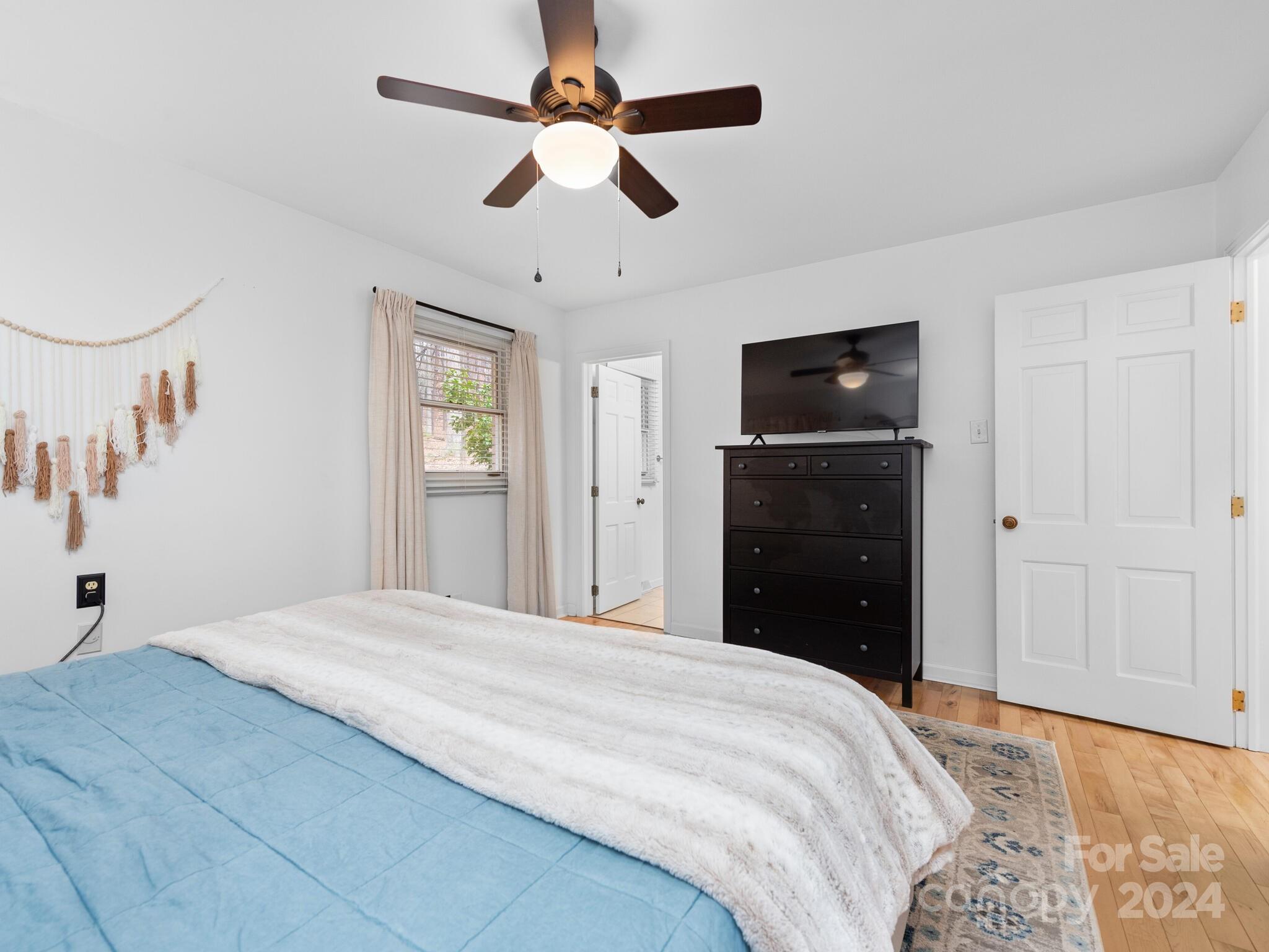 292 Huntington Road Lake Lure, NC 28746 - Photo 14 of 38 Gallery Image 14